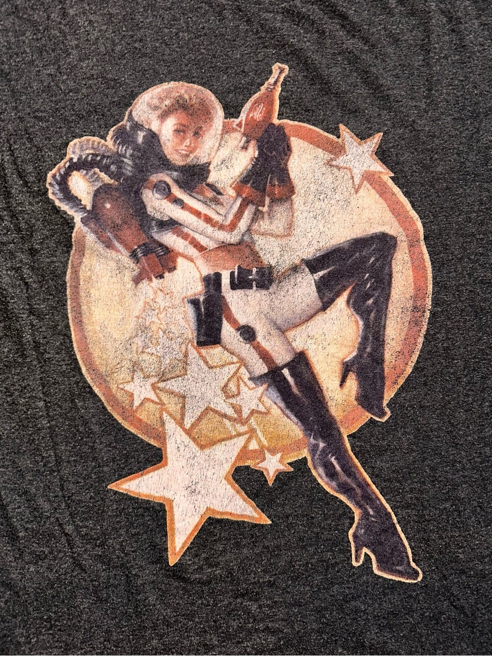Bethesda Fallout Mens Medium Grey Nuka-Cola Girl Graphic Gaming Shirt